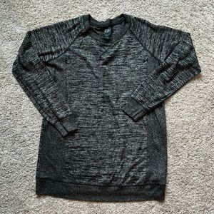 Gap Maternity nursing sweatshirt